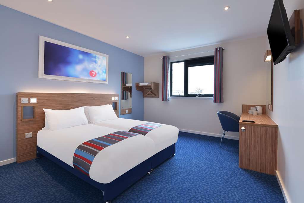 Travelodge Bedford Wyboston Quarto foto